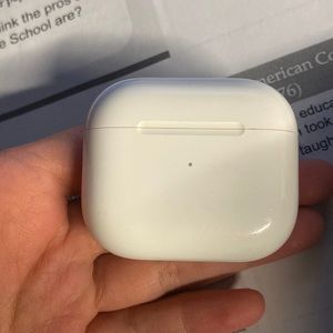 air pods (3rd gen)